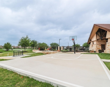 32315 Melbrooke Drive - Photo Thumbnail 36