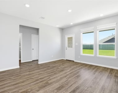 32315 Melbrooke Drive - Photo Thumbnail 10