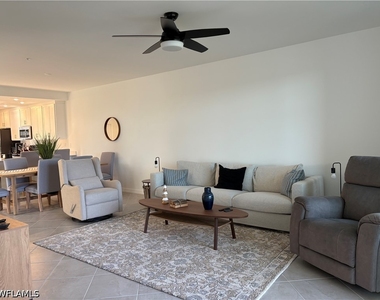 5410 Double Eagle Circle - Photo Thumbnail 2