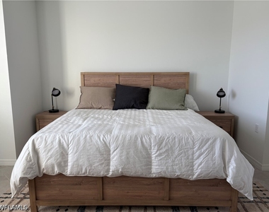 5410 Double Eagle Circle - Photo Thumbnail 11