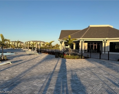 5410 Double Eagle Circle - Photo Thumbnail 28