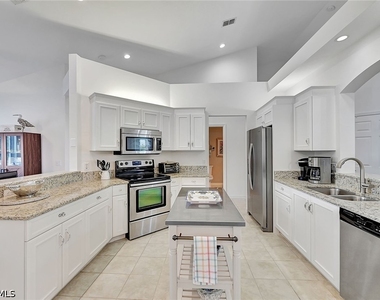 5932 Sand Wedge Lane - Photo Thumbnail 7