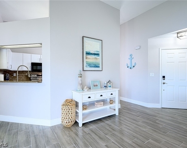 583 Beachwalk Circle - Photo Thumbnail 8