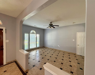 14310 Cypress Green Drive - Photo Thumbnail 6