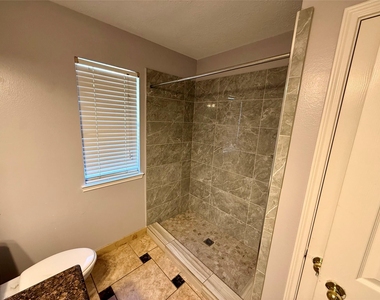 14310 Cypress Green Drive - Photo Thumbnail 23