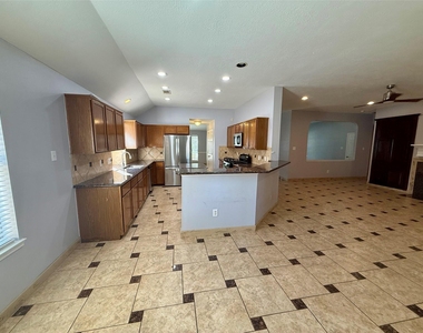 14310 Cypress Green Drive - Photo Thumbnail 12