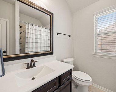 9338 Taylor Cliff Lane - Photo Thumbnail 36