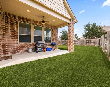 9338 Taylor Cliff Lane - Photo Thumbnail 38