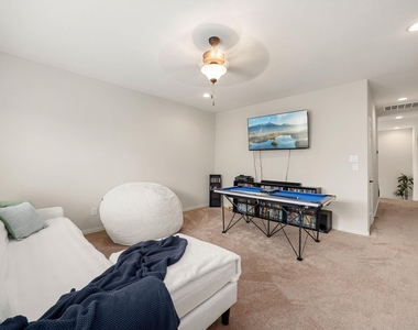 9338 Taylor Cliff Lane - Photo Thumbnail 30