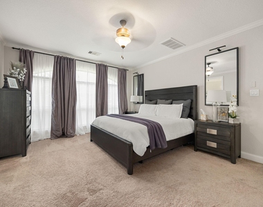 9338 Taylor Cliff Lane - Photo Thumbnail 21