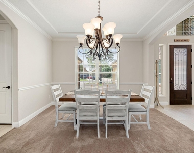 9338 Taylor Cliff Lane - Photo Thumbnail 11