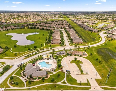 9338 Taylor Cliff Lane - Photo Thumbnail 43