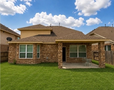 7827 Mesquite Manor Ln - Photo Thumbnail 16