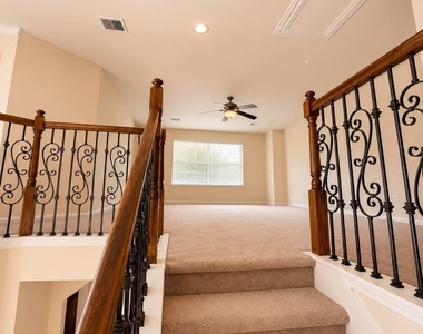 7827 Mesquite Manor Ln - Photo Thumbnail 8