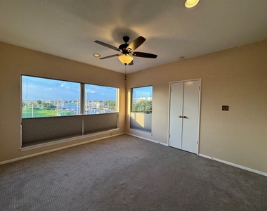 1306 Marina Bay Drive - Photo Thumbnail 6