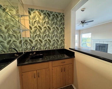 1306 Marina Bay Drive - Photo Thumbnail 16