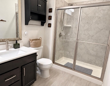 4611 Little Meadow Lane - Photo Thumbnail 7