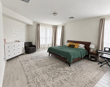 4611 Little Meadow Lane - Photo Thumbnail 16