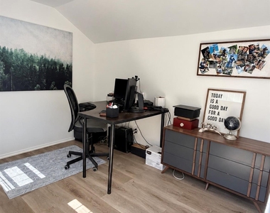 4611 Little Meadow Lane - Photo Thumbnail 4