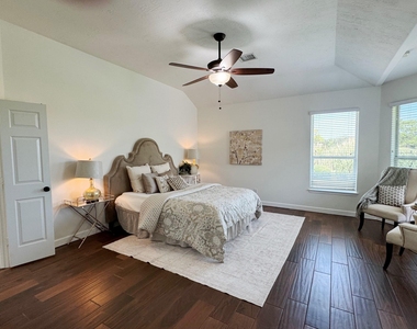 1418 Wellshire - Photo Thumbnail 17