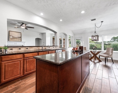 1418 Wellshire - Photo Thumbnail 16
