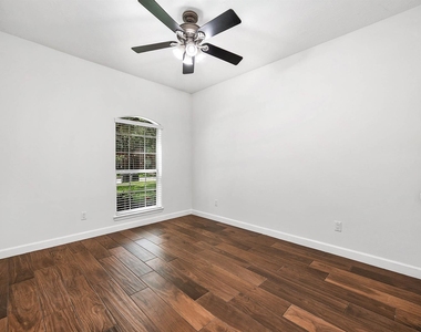 1418 Wellshire - Photo Thumbnail 25