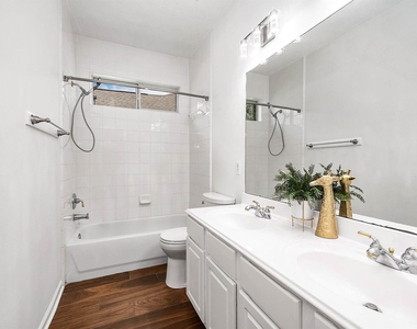 1418 Wellshire - Photo Thumbnail 26