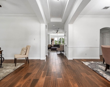 1418 Wellshire - Photo Thumbnail 5