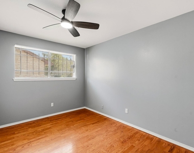 5223 Heathercrest Street - Photo Thumbnail 15