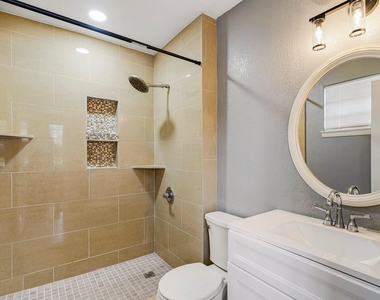 5223 Heathercrest Street - Photo Thumbnail 11