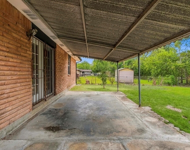 5223 Heathercrest Street - Photo Thumbnail 16