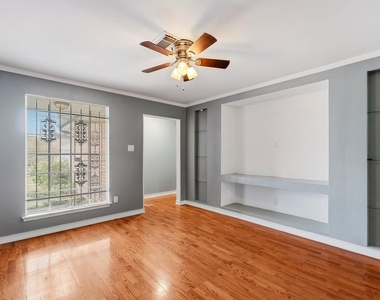 5223 Heathercrest Street - Photo Thumbnail 3
