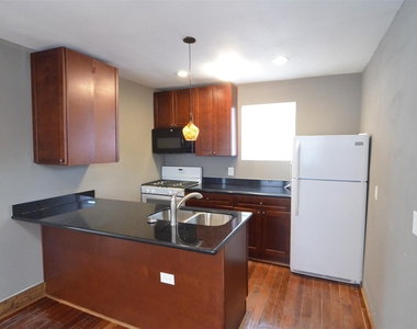 2123 Marion Street - Photo Thumbnail 17