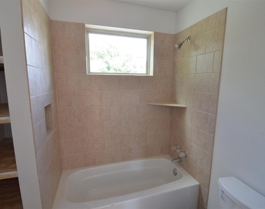 2123 Marion Street - Photo Thumbnail 12