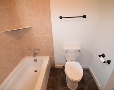 2123 Marion Street - Photo Thumbnail 14