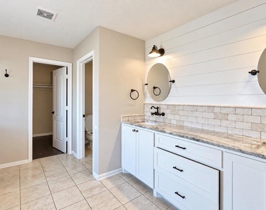 3609 Belmore Lane - Photo Thumbnail 17