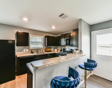 162 Kelly Street - Photo Thumbnail 5