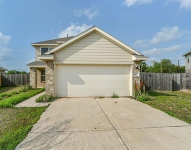162 Kelly Street - Photo Thumbnail 2