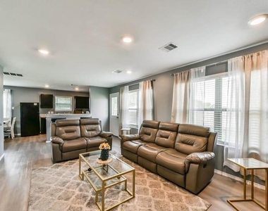 162 Kelly Street - Photo Thumbnail 3