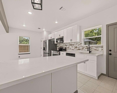 8306 Tidwell Road - Photo Thumbnail 7