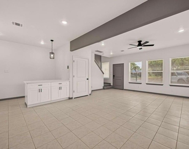 8306 Tidwell Road - Photo Thumbnail 8