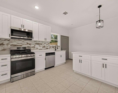 8306 Tidwell Road - Photo Thumbnail 3