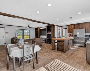 12576 Stablegate Drive - Photo Thumbnail 8
