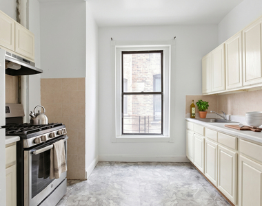 631 Edgecombe Avenue - Photo Thumbnail 1