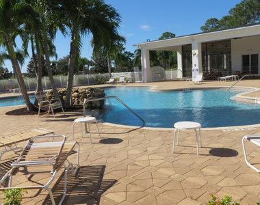 1777 Sawgrass Drive Sw - Photo Thumbnail 17