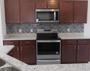 1777 Sawgrass Drive Sw - Photo Thumbnail 4