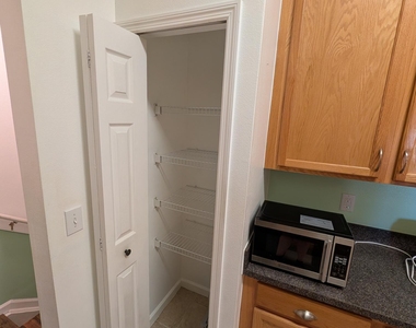 4116 Meander Place - Photo Thumbnail 9