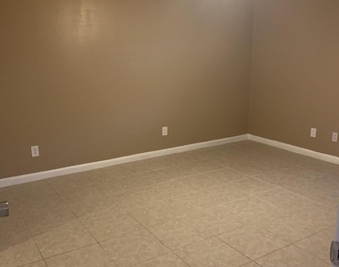 1130 Cheney Highway - Photo Thumbnail 7