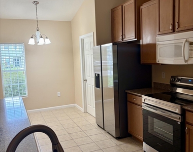 3640 Aria Drive - Photo Thumbnail 3