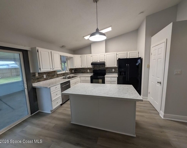 5110 Mayflower Street - Photo Thumbnail 5